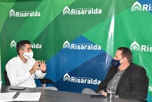 Ingenio Risaralda dona alcohol para las IE